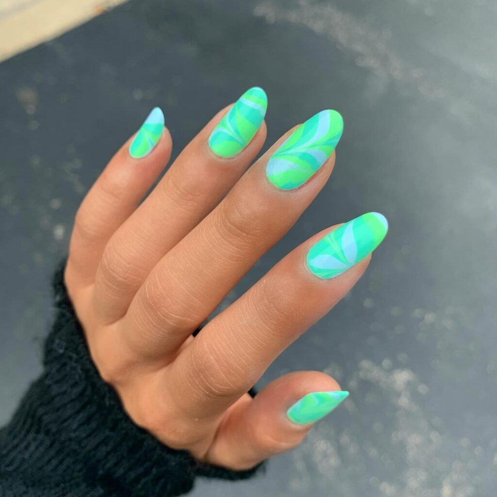 Minty green water marble