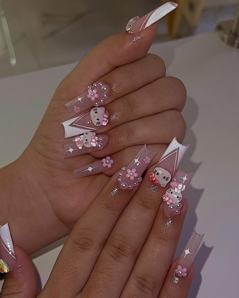 Hello Kitty Kawaii Nail